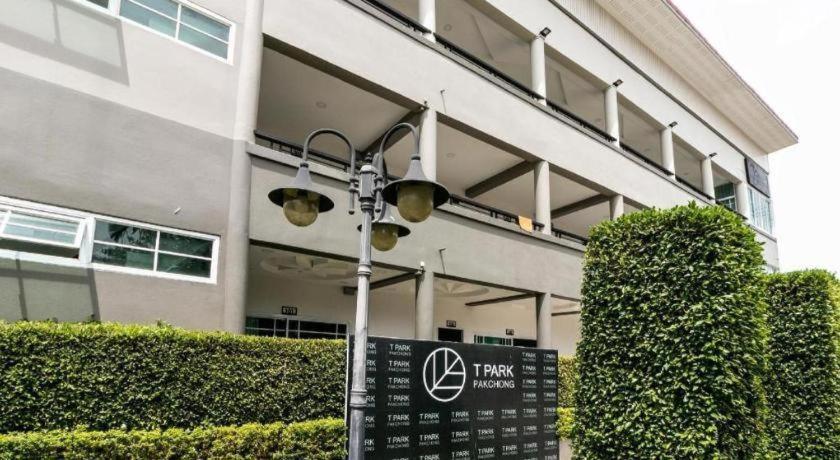 Hotel Oyo 75305 T Park Pak Chong Mu Si Exterior foto